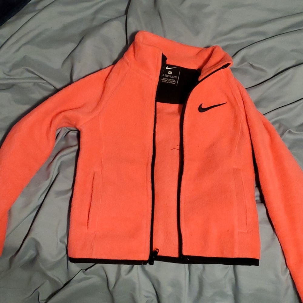 Nike 4t kids fleece jacket